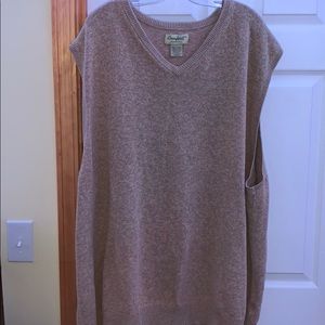 Sleeveless sweater vest
